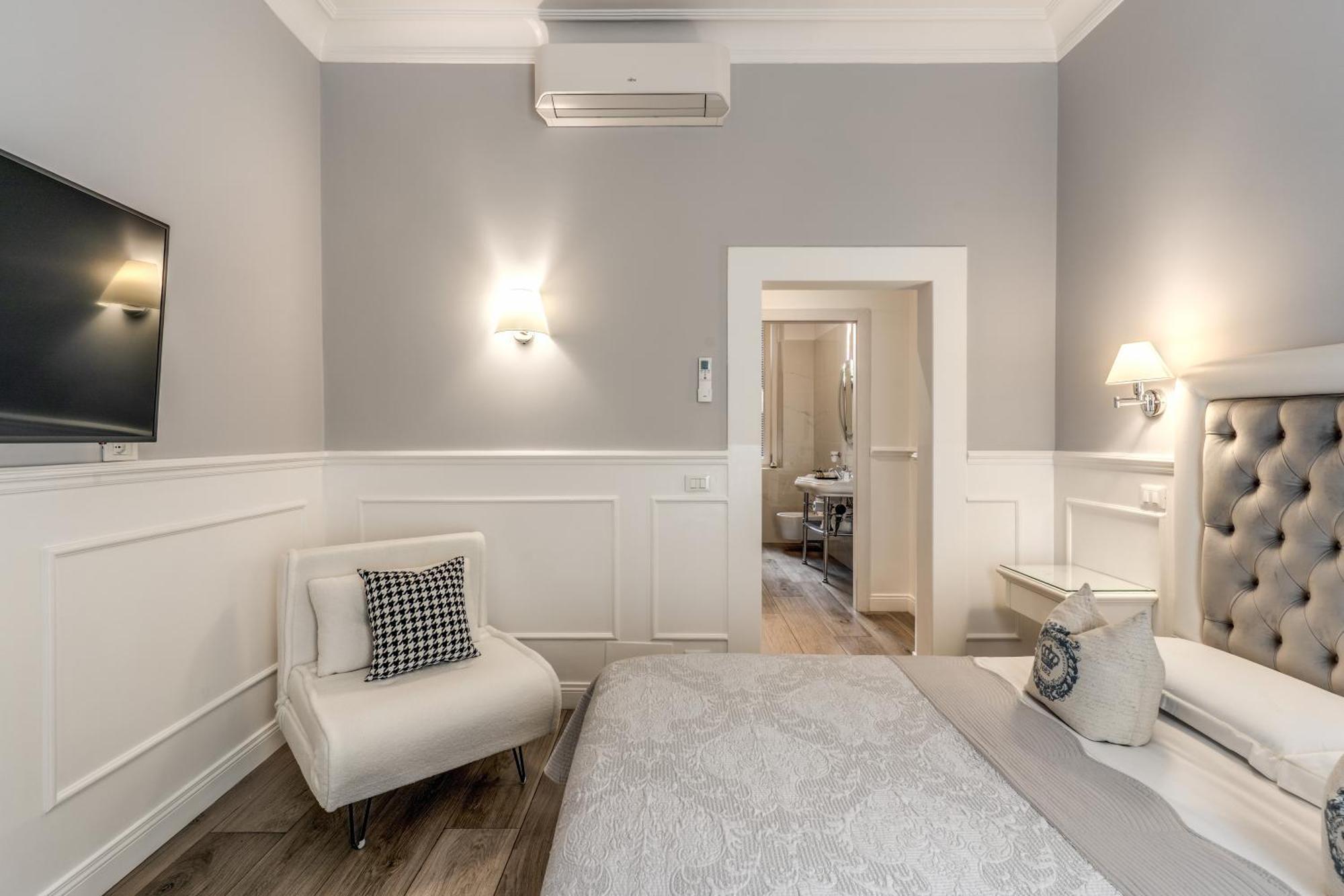 Triple Room Private Bathroom