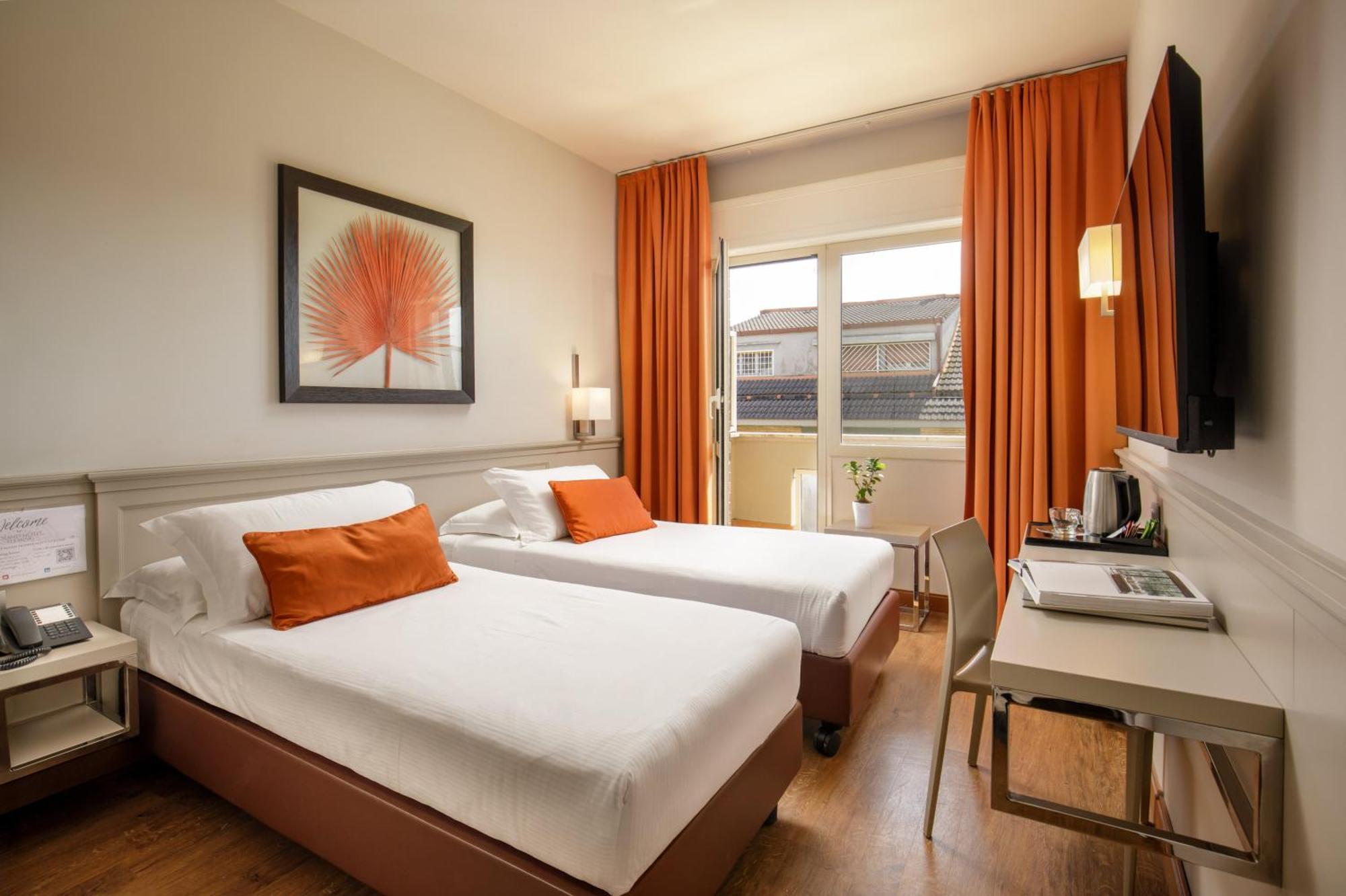 Twin Room,1669012522:JPEG