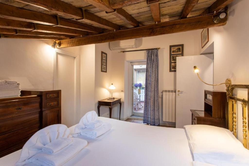 One-Bedroom Apartment Balcony