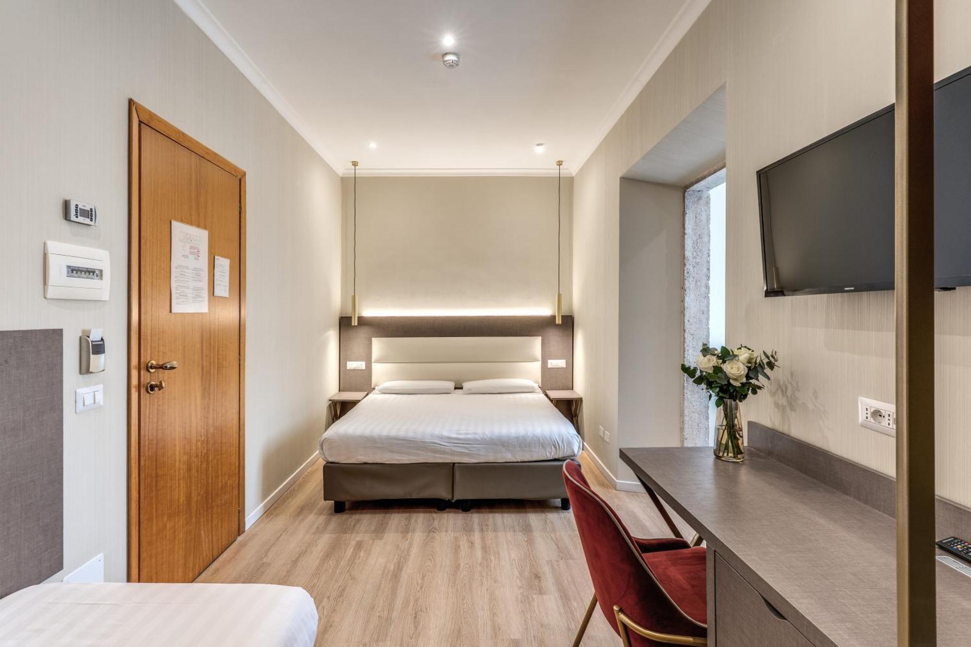 Triple Room,1678626329:JPEG