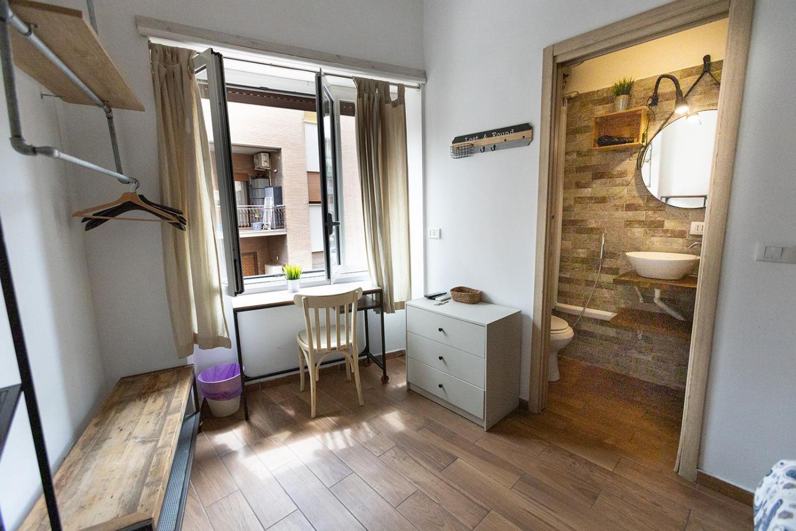 Double Room,1679638299:JPEG