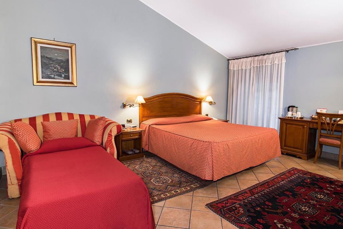 Habitación Triple Clásica
