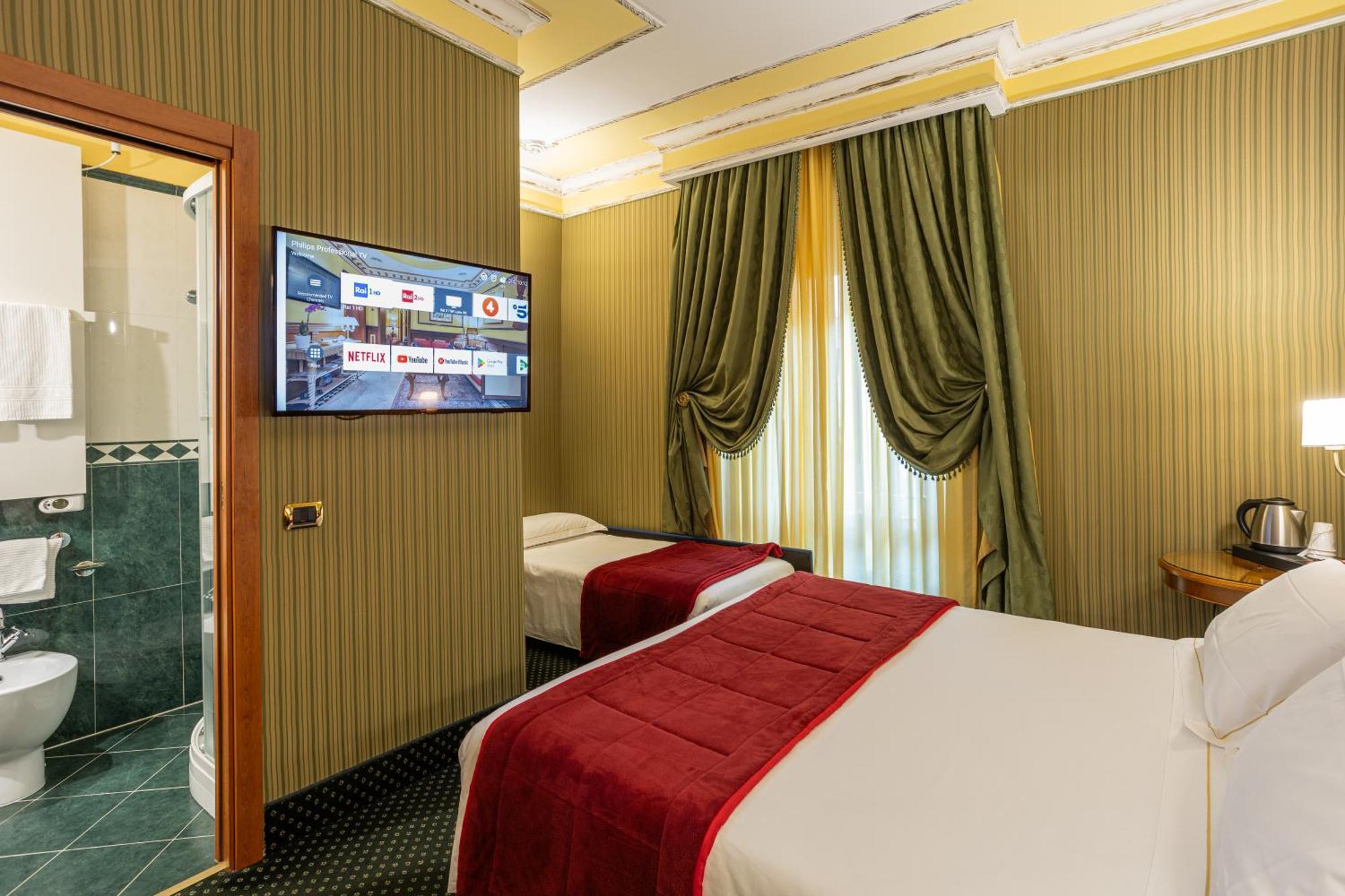 Deluxe Triple Room