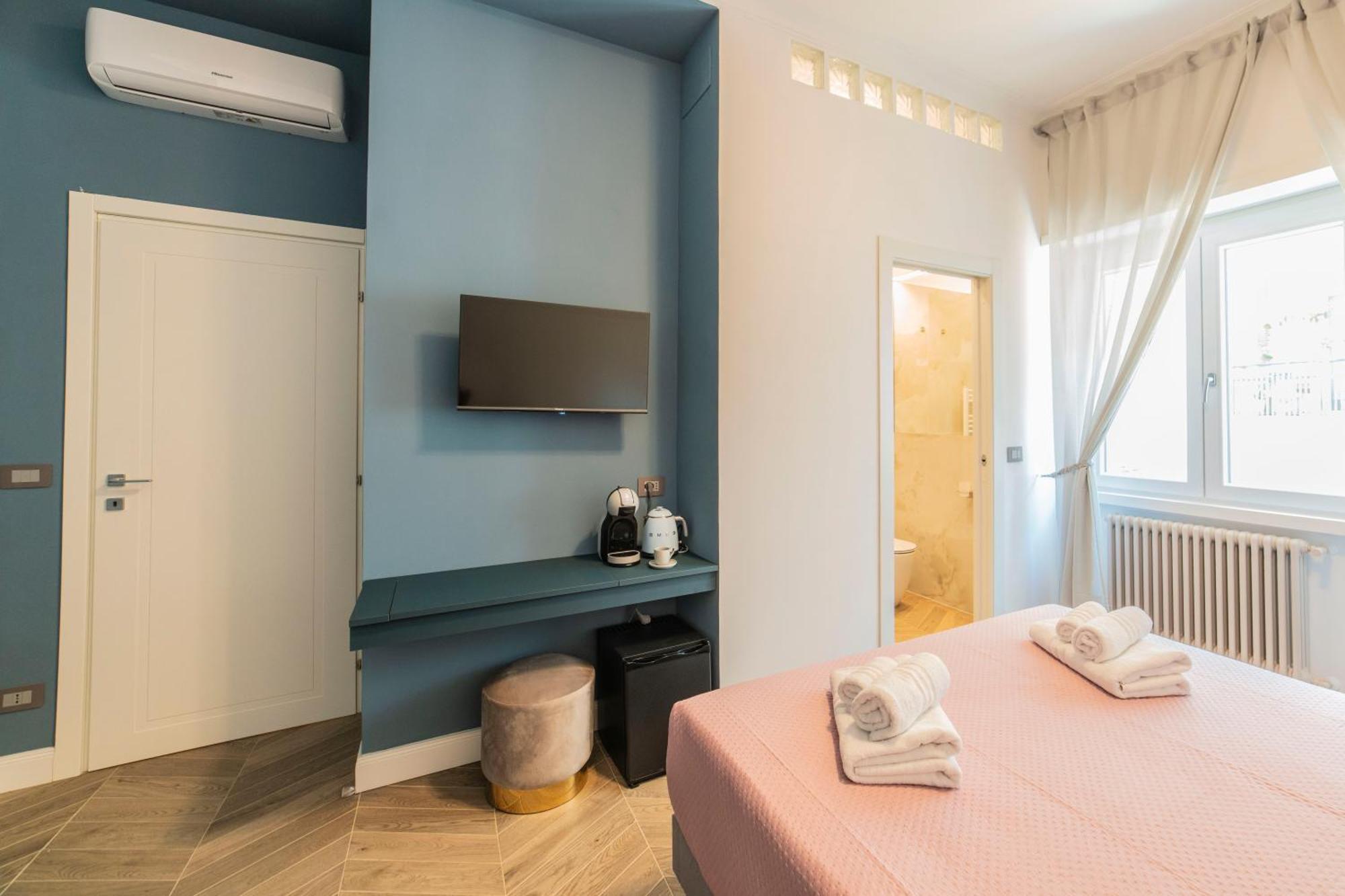 Queen Room