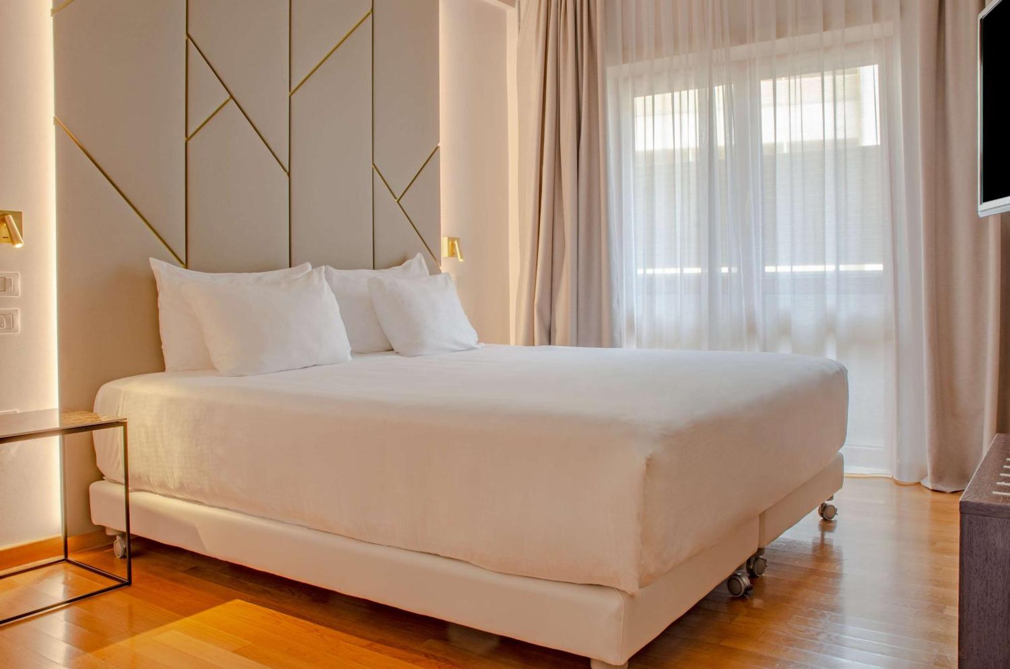 Habitación familiar con balcón y cama extra