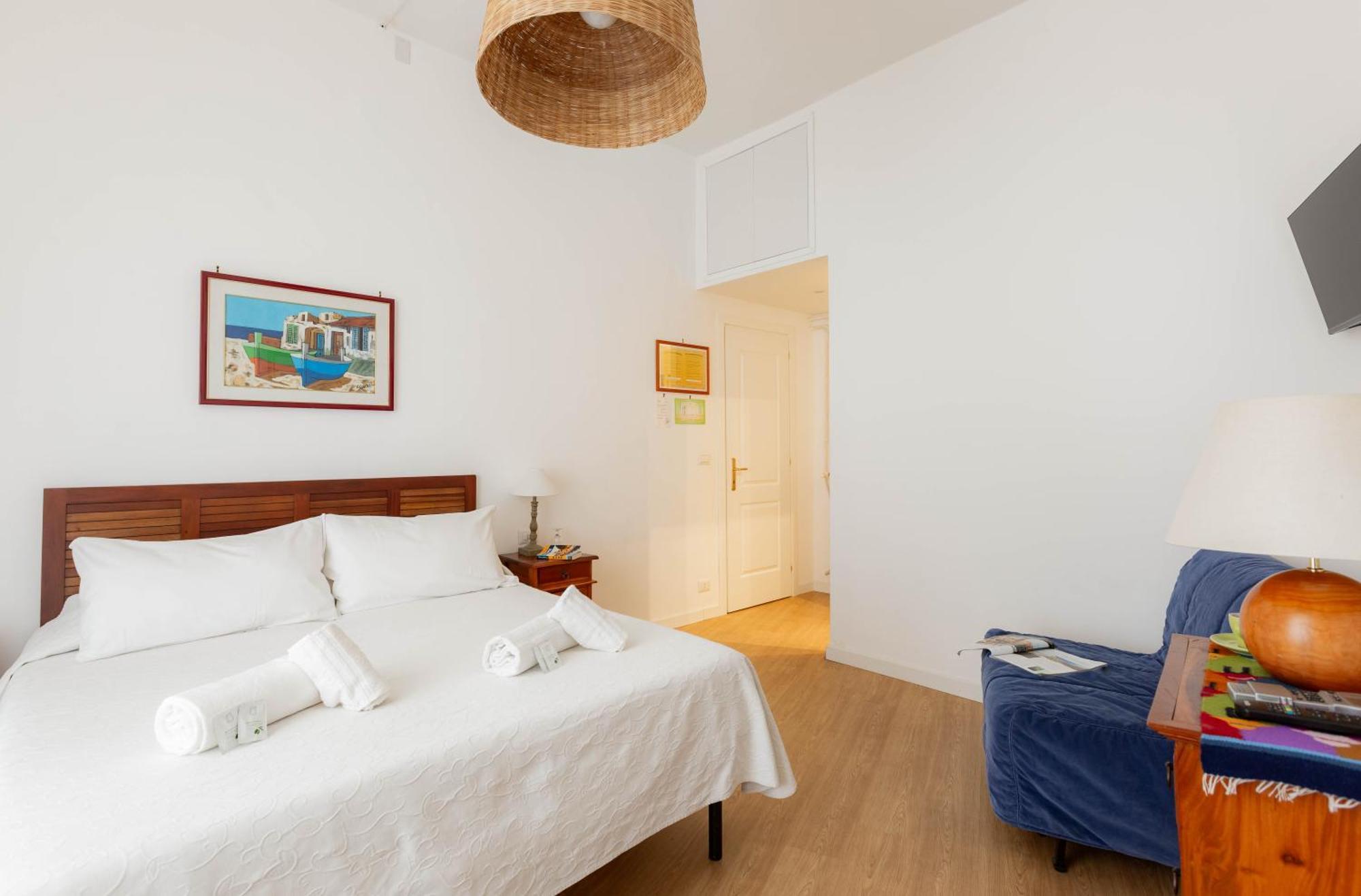Triple Room Private Bathroom