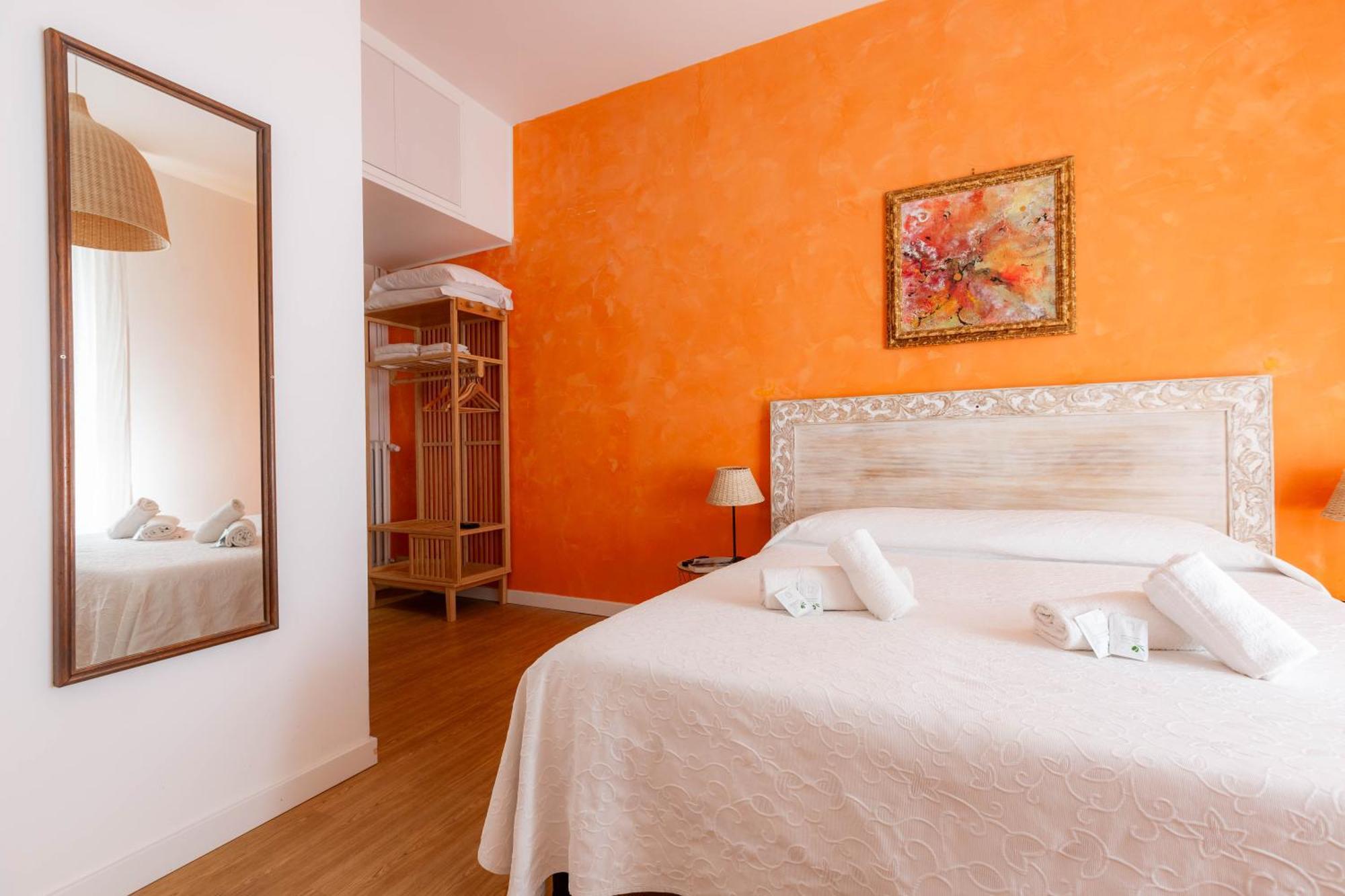 Double Room Private Bathroom