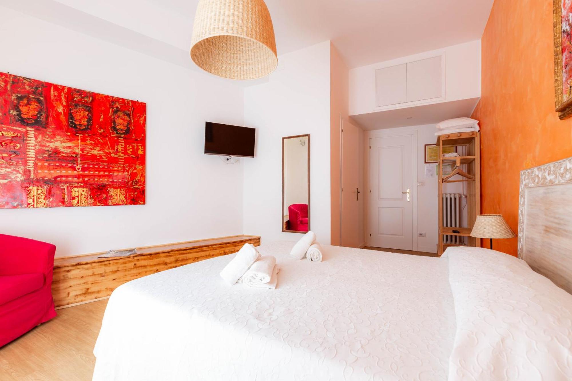 Double Room Private Bathroom