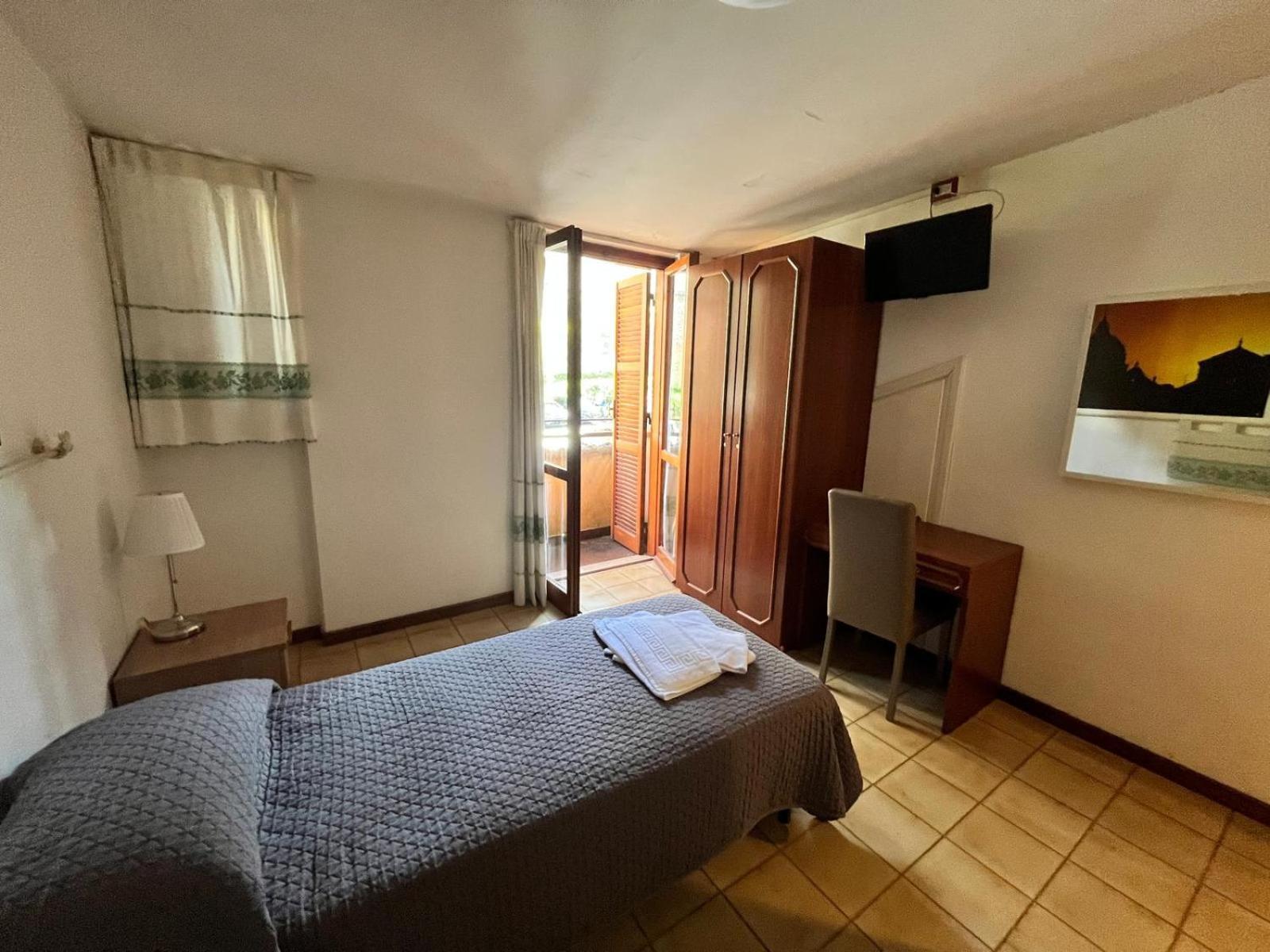 Single Room,1724726591:JPEG
