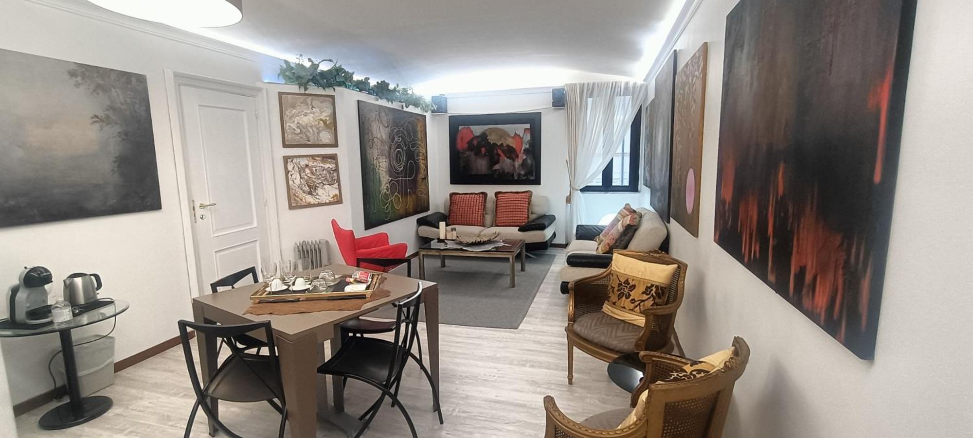 Suite room