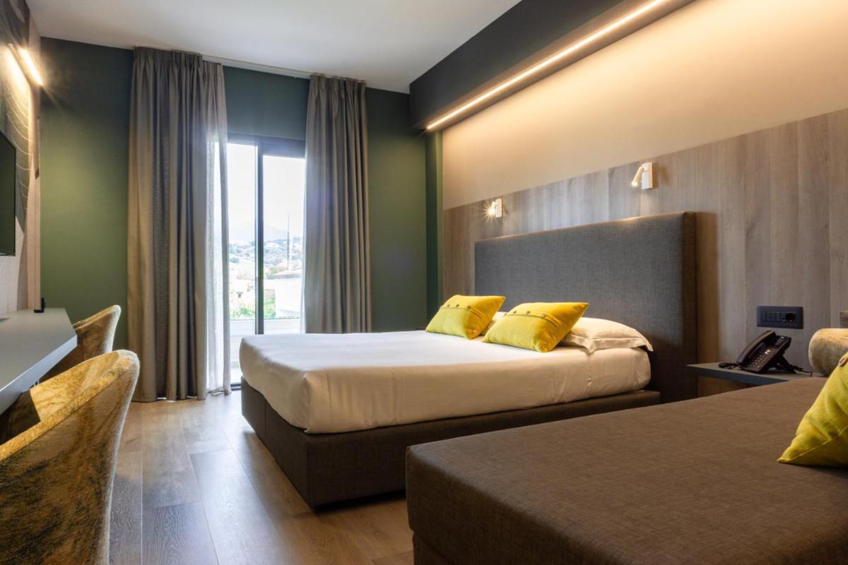 Double Room,1742816732:JPEG