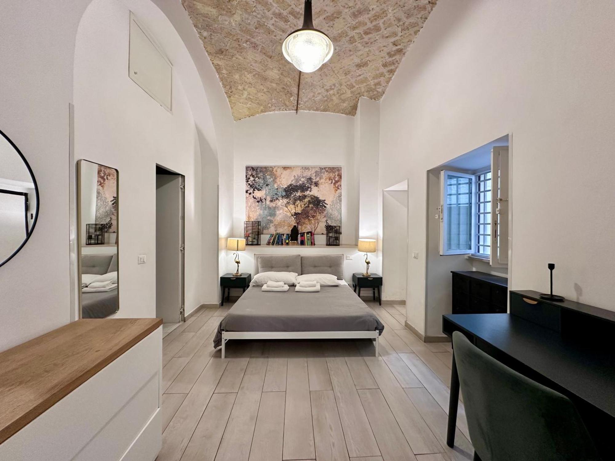 One-Bedroom Loft Apartment Balcony