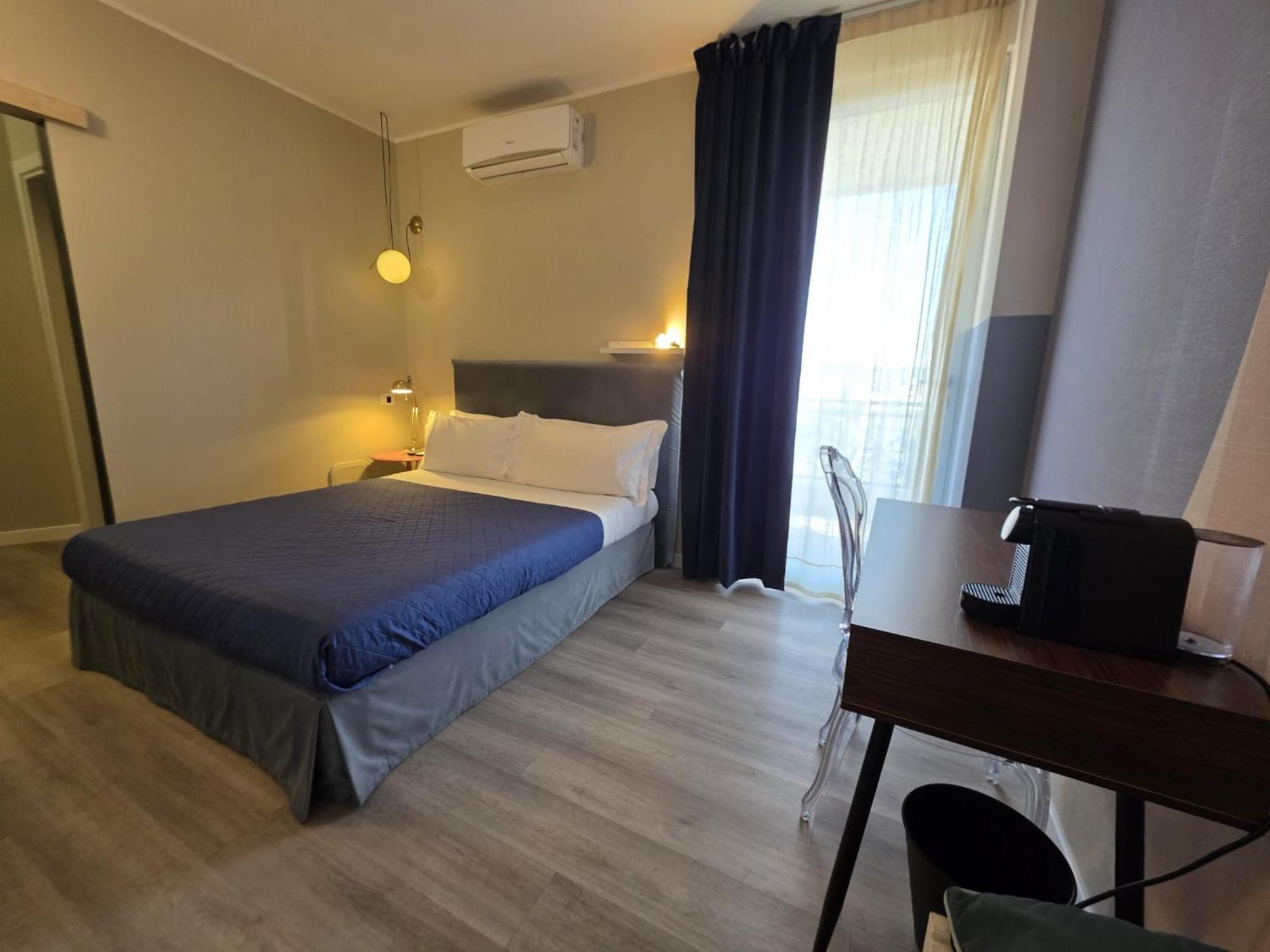 Queen Room Sea View