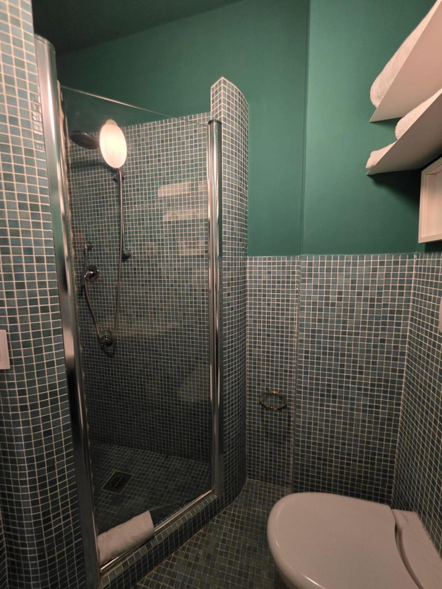 Queen Room Sea View