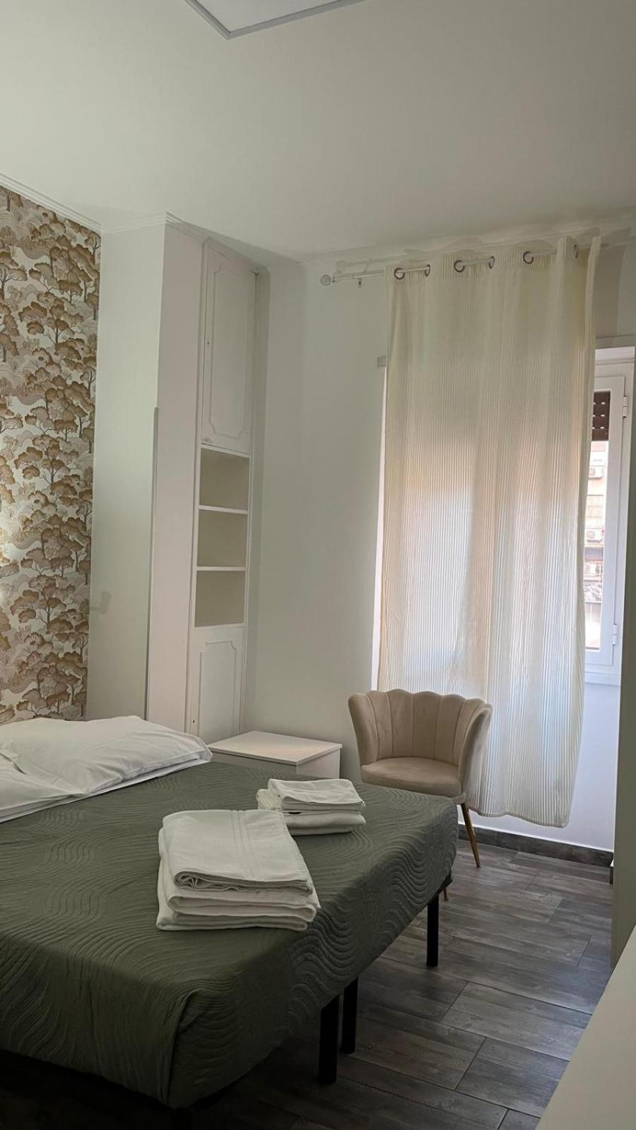 Double Room Private Bathroom