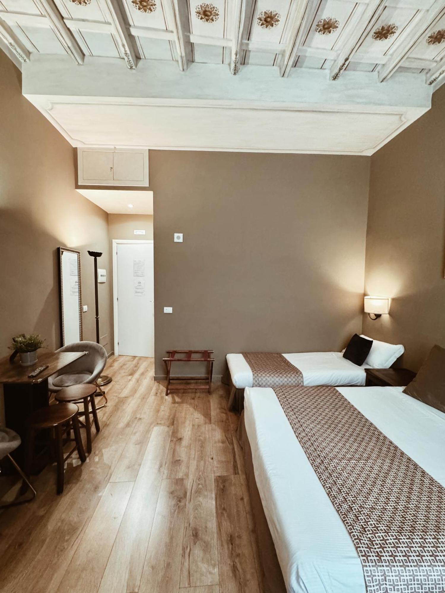 Quarto Quádruplo Luxo