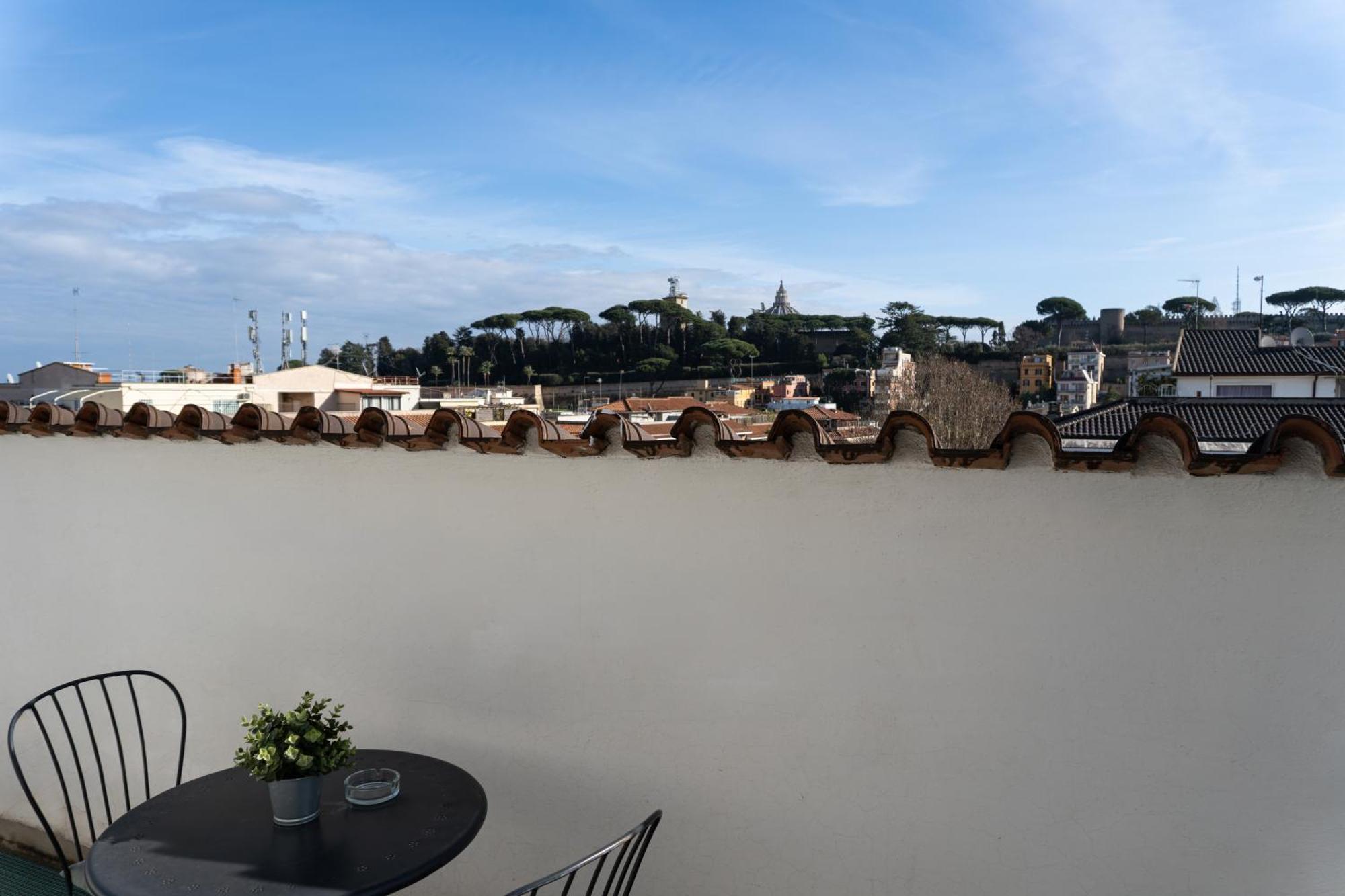 Penthouse One-Bedroom Apartment,1746934497:JPEG