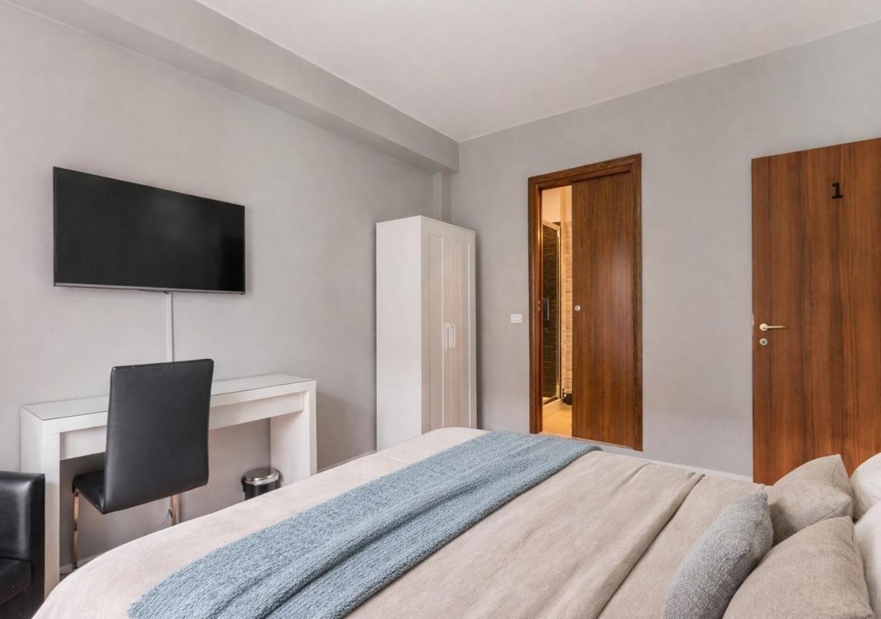 Double Room with Balcony,1746945369:JPEG