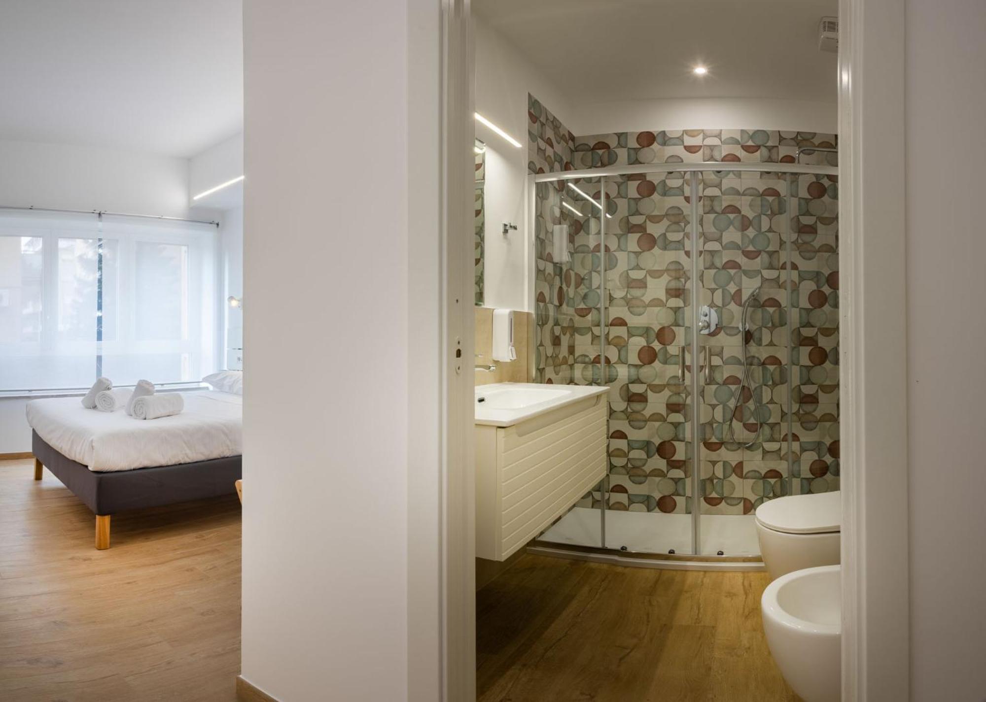 Deluxe Double Room with Bath,1756734815:JPEG
