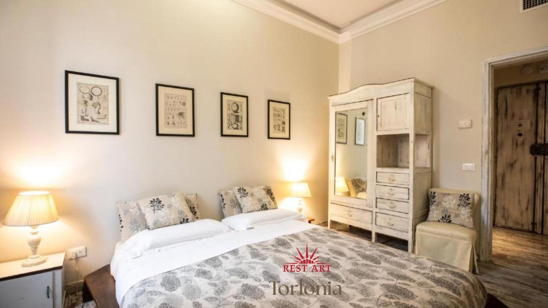 Colosseo Two-Bedroom Apartment Via di San Giovanni Laterano 60