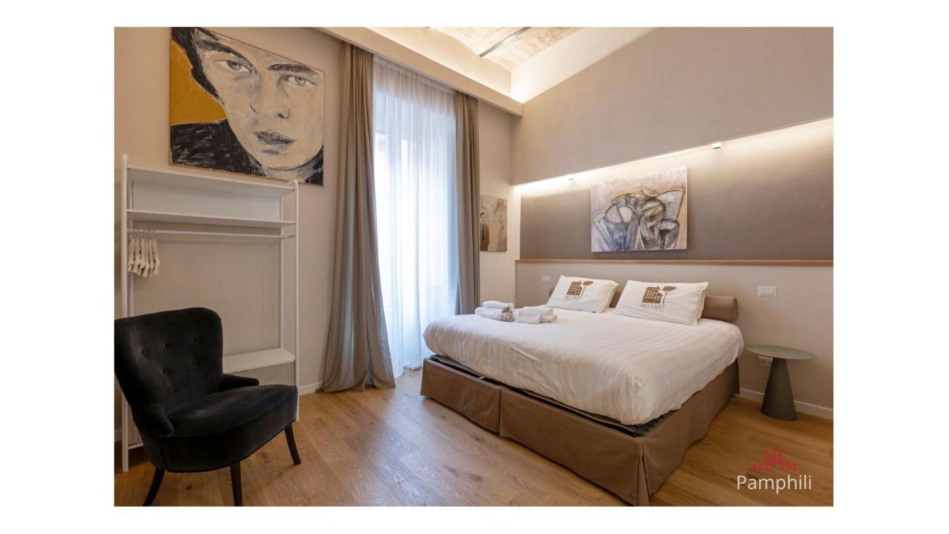 Colosseum Three-Bedroom Apartment Terrace
