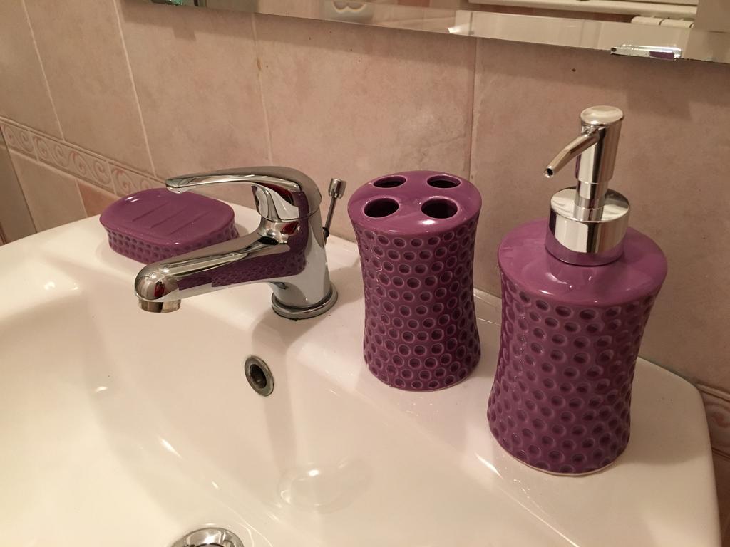 Standard Δίκλινο Δωμάτιο με Εσωτερικό Ιδιωτικό Μπάνιο
