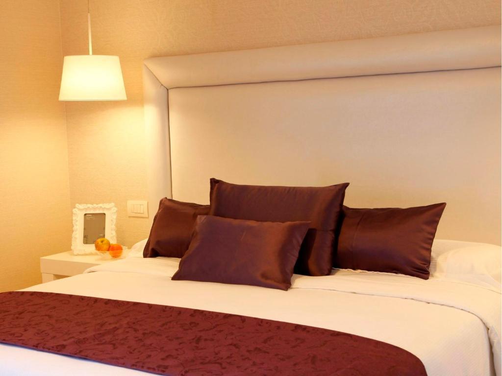 Double or Twin Room,27647519:JPEG