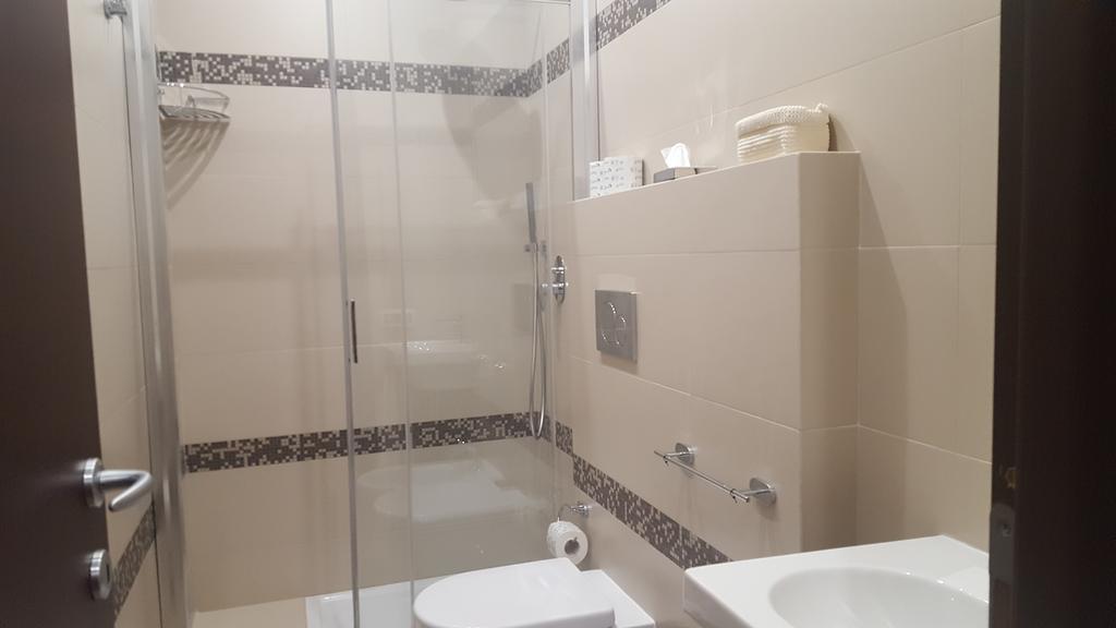 Double Room with Private External Bathroom