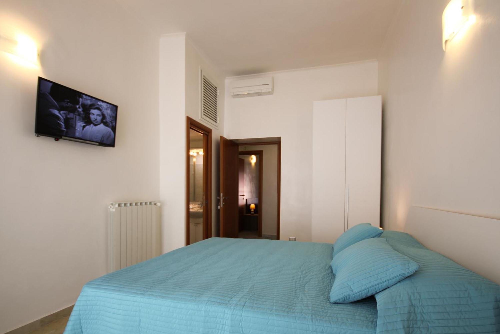 King Room,286635180:JPEG