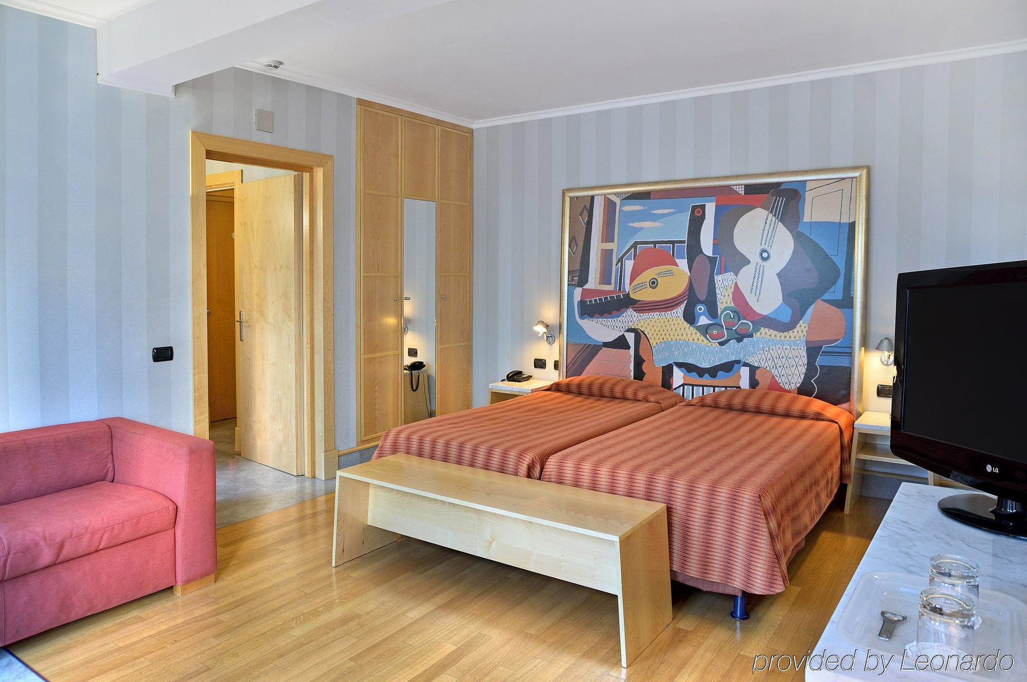 Double or Twin Room Balcony