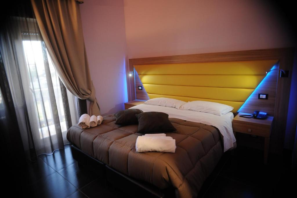 Double or Twin Room,418701492:JPEG