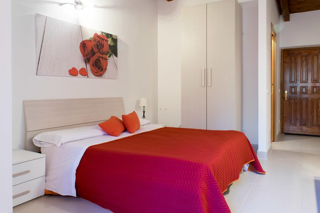 Double Room,322785211:JPEG