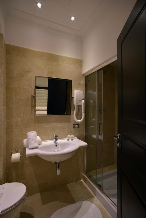 Deluxe Double Room,322957552:JPEG