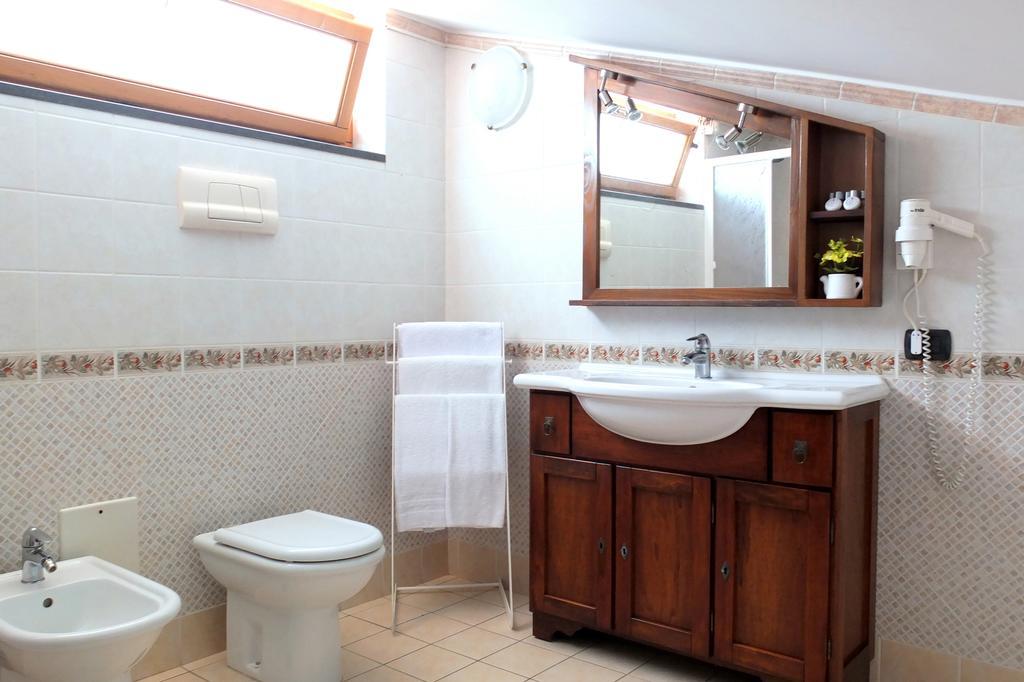 Habitación Doble con baño privado - Ático