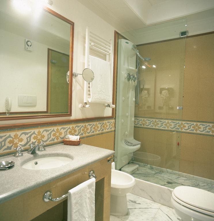 Double Room,340120708:JPEG