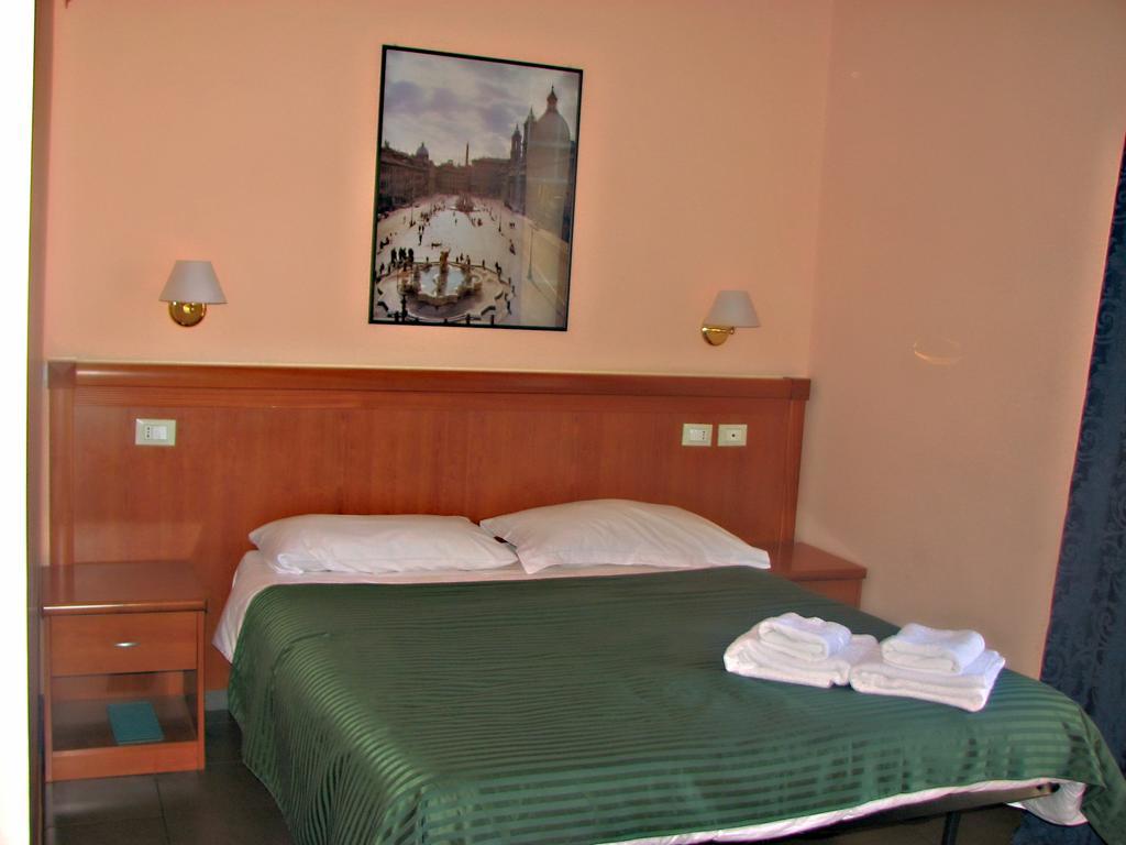 Double or Twin Room - Annex,832170707:JPEG