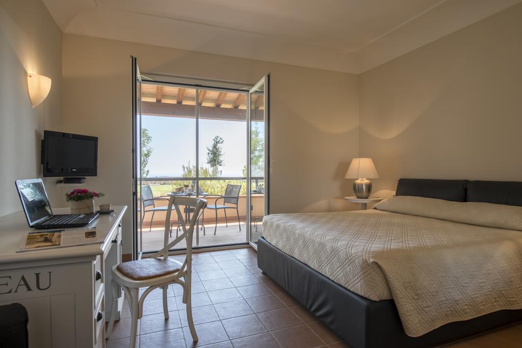 Two-Bedroom Apartment,378344278:JPEG