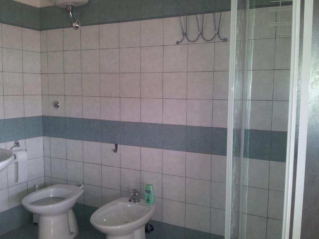 Double Room Private Internal Bathroom,1580710359:JPEG