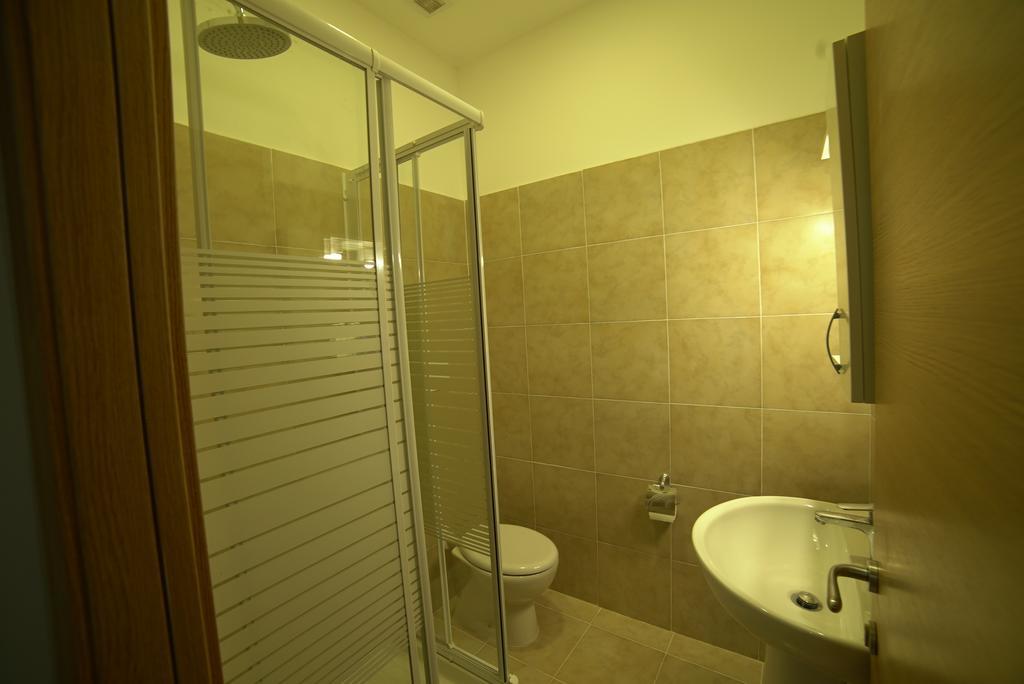 Deluxe Double Room,425062701:JPEG