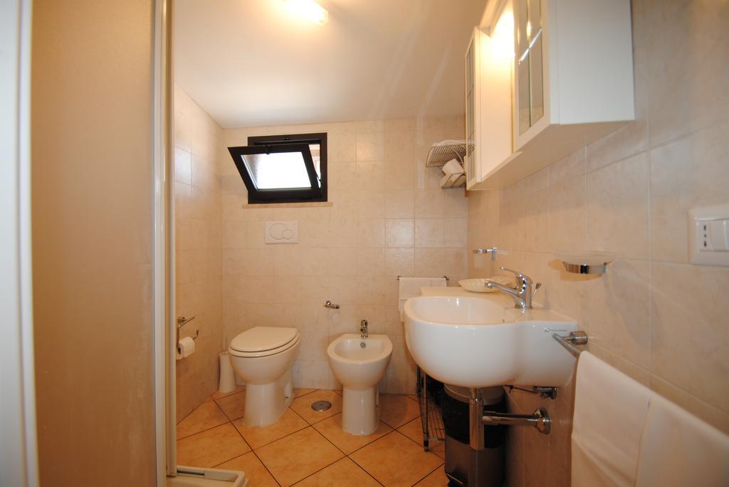 Quadruple Room,746457620:JPEG