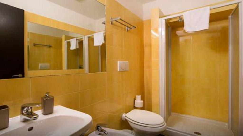 Quadruple Room Private Bathroom,965270200:JPEG