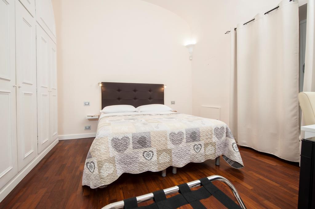 Quarto Duplo com Casa de Banho Privativa