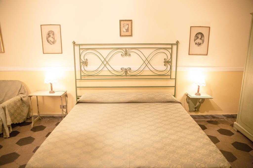 Double or Twin Room,406152729:JPEG