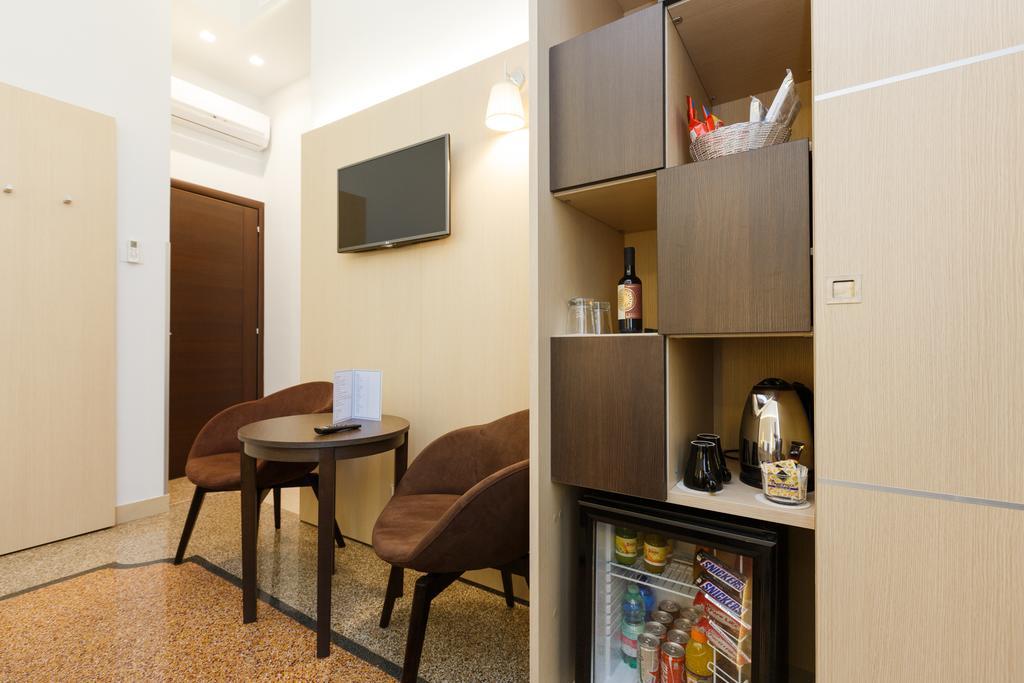 Deluxe Çift Kişilik veya İki Yataklı Oda - Bahçe Manzaralı