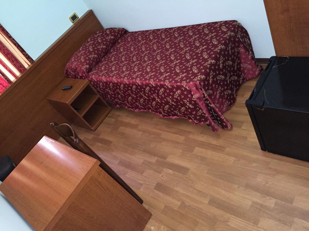 Quarto Individual
