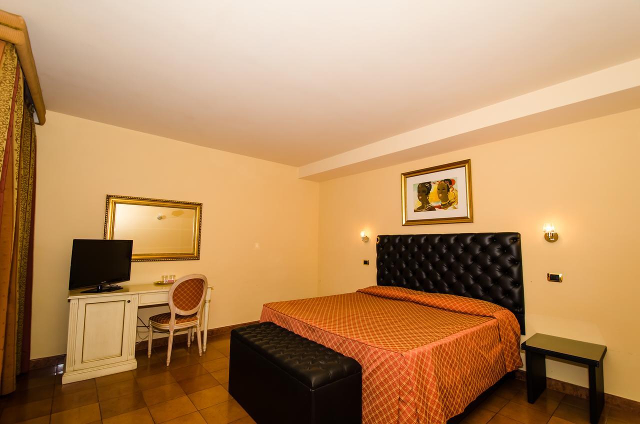 Quarto Duplo Standard