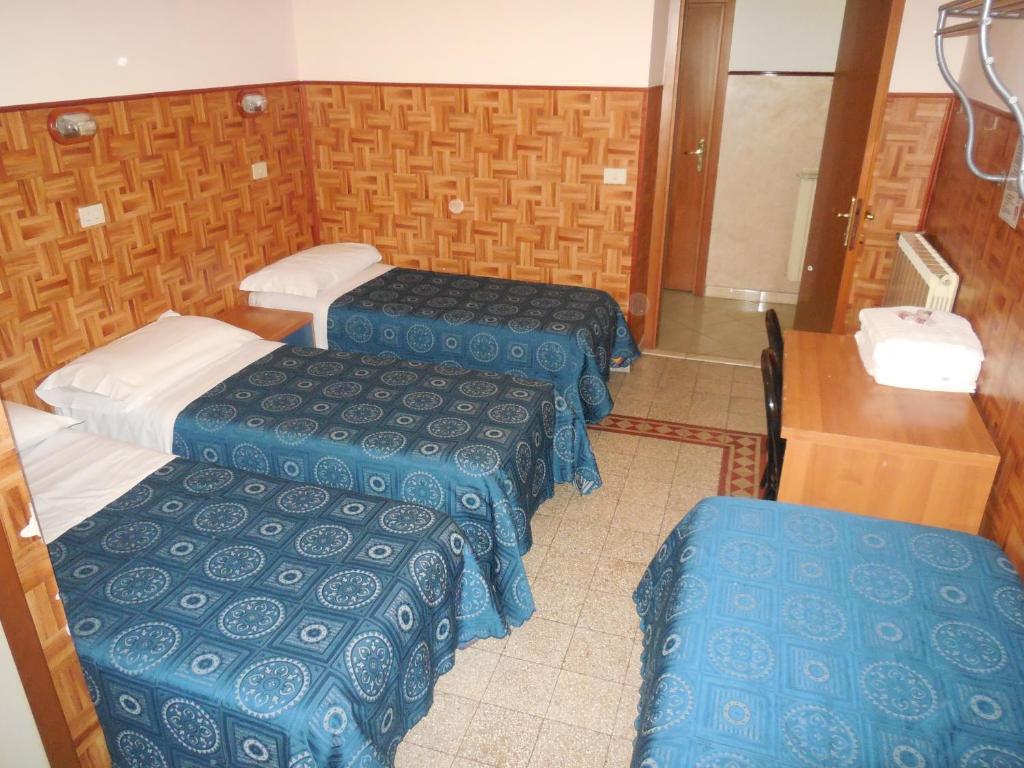 Quadruple Room,51689611:JPEG
