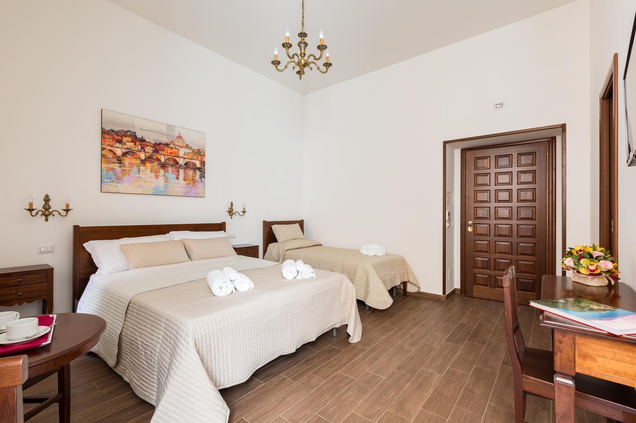 Superior Triple Room,526071357:JPEG