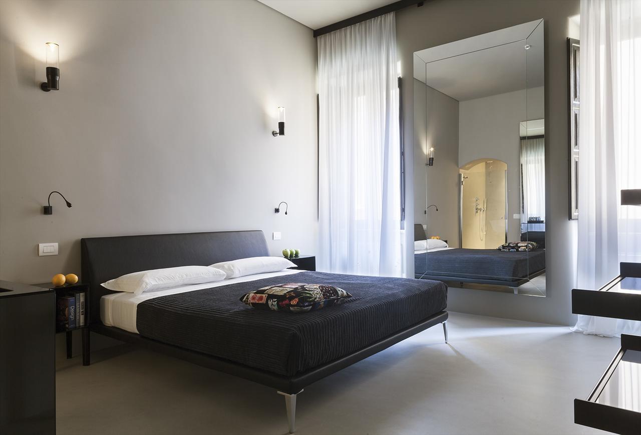 Deluxe King Suite,536282121:JPEG
