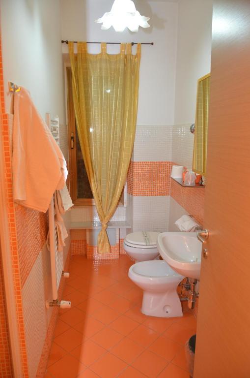 Triple Room Private Bathroom